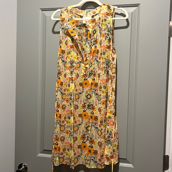 ModCloth Retro Floral Pattern Cover up - Picture 1 of 3